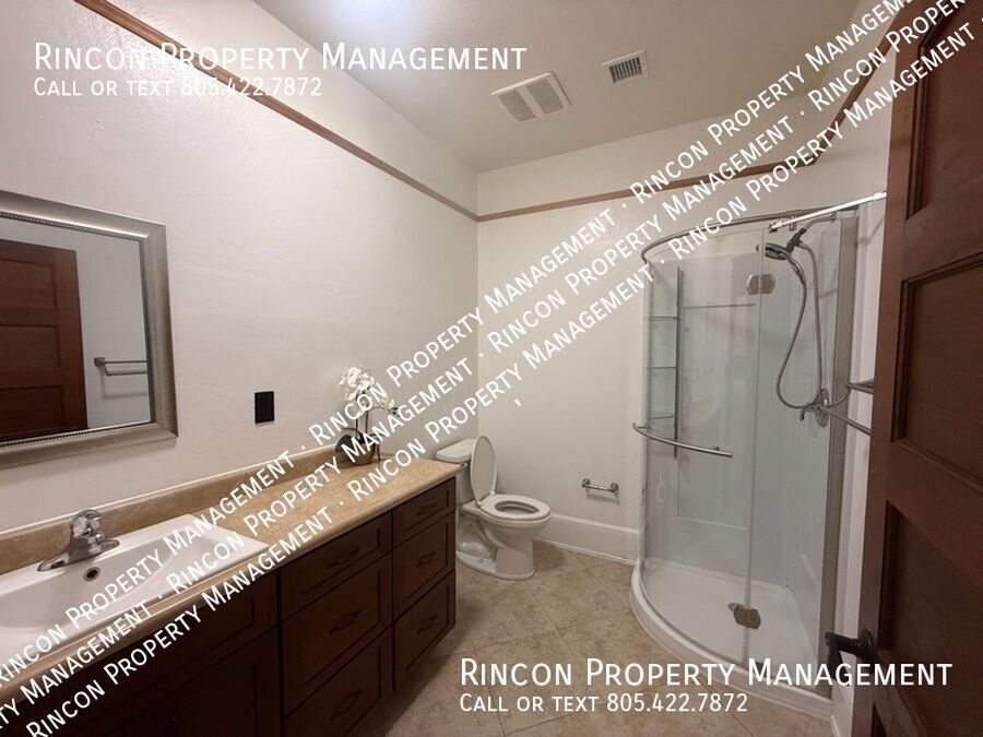 Quaint and Spacious 4 Bedroom Home--Main St. Santa Paula property image