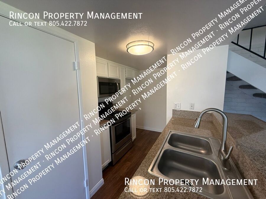 **2-bed Townhome Available Now in Ventura** property image