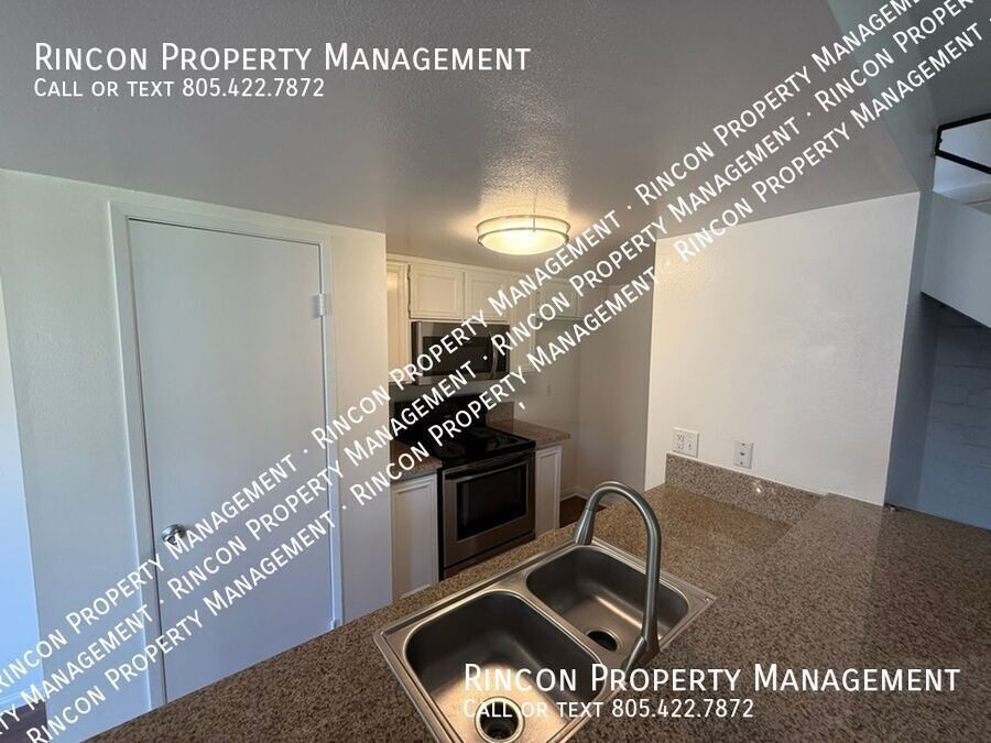 **2-bed Townhome Available Now in Ventura** property image