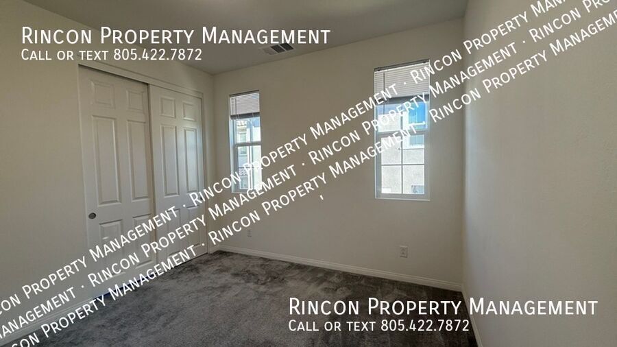 *Built in 2023* 3-bed, 2.5 bath Single Family Home in Santa Paula, CA property image