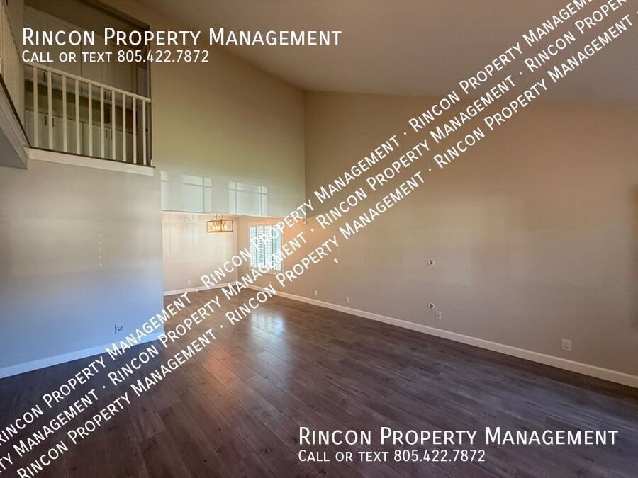 *Shadow Run--Thousand Oaks* 4 Bedrooms/3 Full Baths, 2012 Sq Ft property image