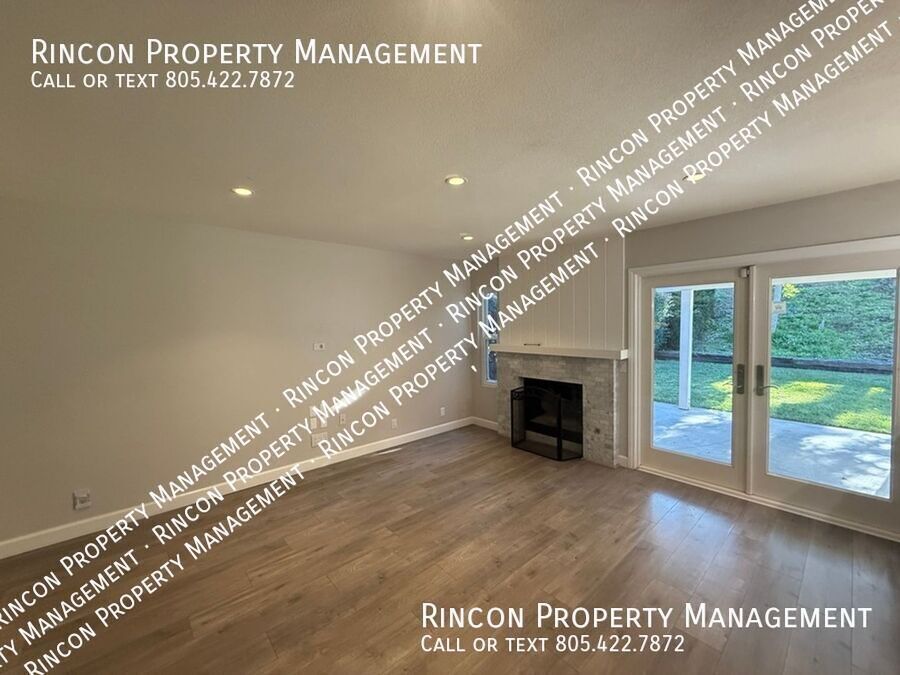 *Shadow Run--Thousand Oaks* 4 Bedrooms/3 Full Baths, 2012 Sq Ft property image