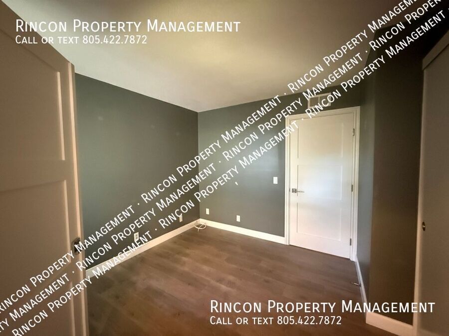 *Shadow Run--Thousand Oaks* 4 Bedrooms/3 Full Baths, 2012 Sq Ft property image