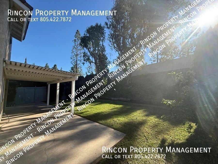 *Shadow Run--Thousand Oaks* 4 Bedrooms/3 Full Baths, 2012 Sq Ft property image