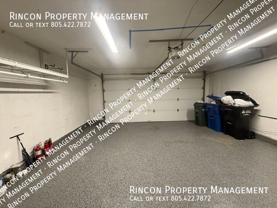 *Shadow Run--Thousand Oaks* 4 Bedrooms/3 Full Baths, 2012 Sq Ft property image