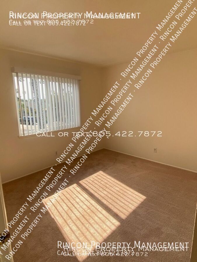 Ventura Keys Condo 3 Bedrooms/1.5 baths!! property image