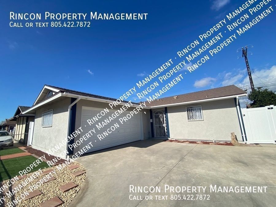 Updated 4 Bedroom 2 Bathroom Home in Oxnard *Large Patio and Spacious Interior* property image
