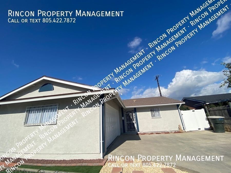 Updated 4 Bedroom 2 Bathroom Home in Oxnard *Large Patio and Spacious Interior* property image
