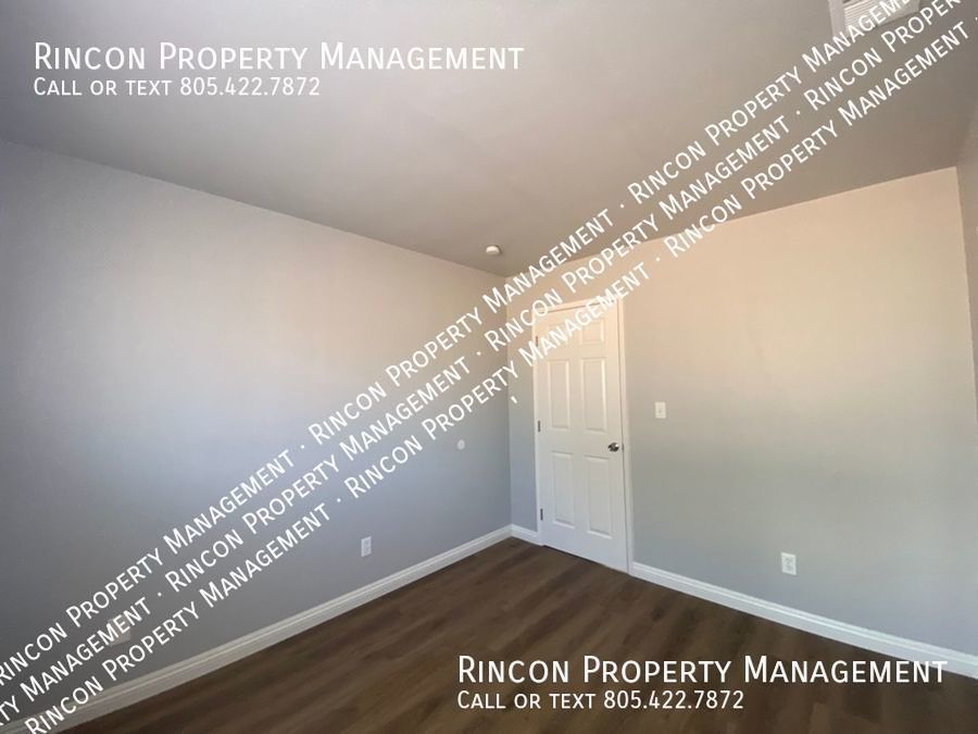 Updated 4 Bedroom 2 Bathroom Home in Oxnard *Large Patio and Spacious Interior* property image