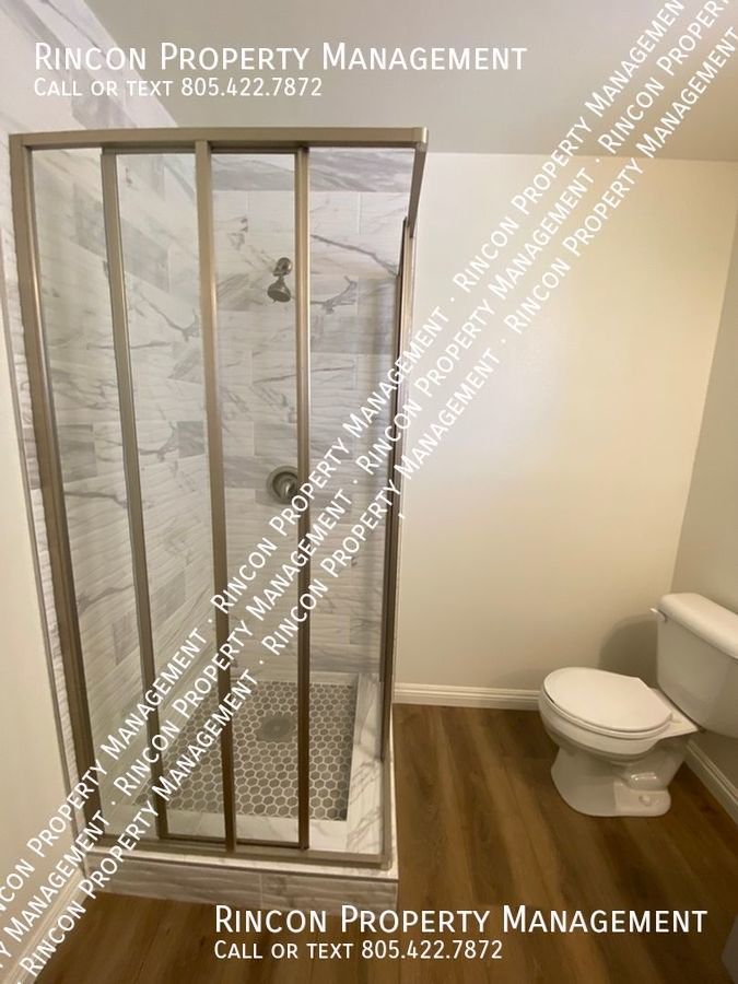 Updated 4 Bedroom 2 Bathroom Home in Oxnard *Large Patio and Spacious Interior* property image