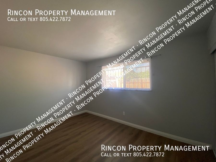 Updated 4 Bedroom 2 Bathroom Home in Oxnard *Large Patio and Spacious Interior* property image