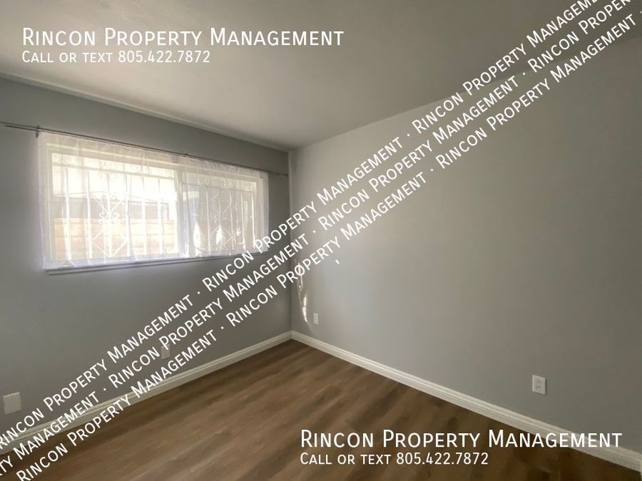 Updated 4 Bedroom 2 Bathroom Home in Oxnard *Large Patio and Spacious Interior* property image