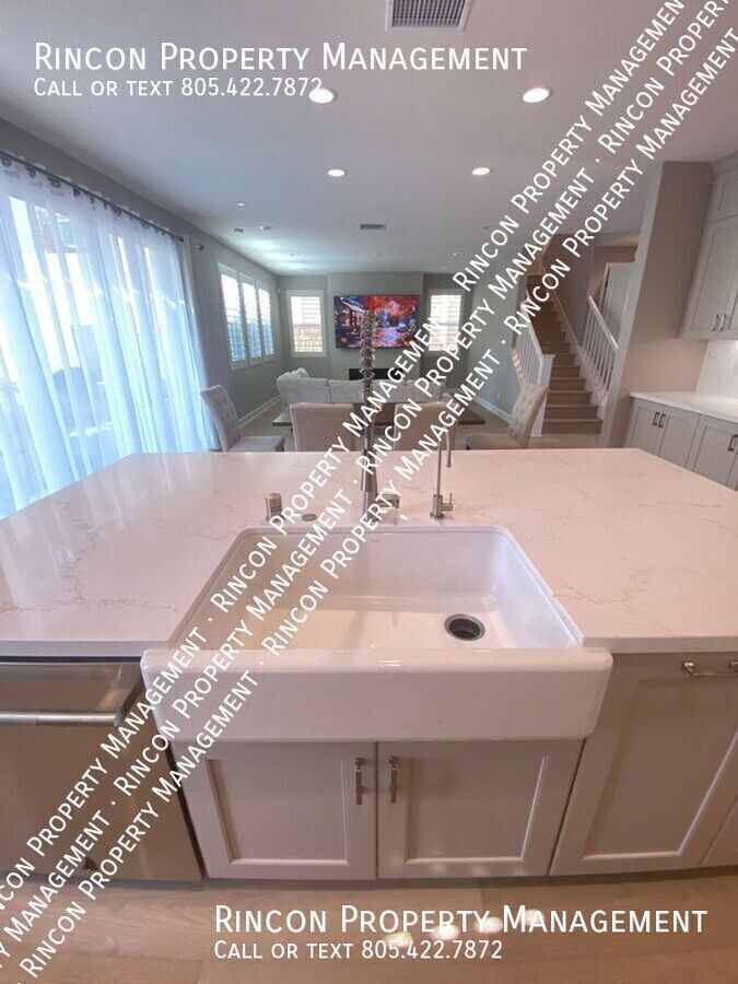 ONE BEDROOM RENTAL with Ensuite Bathroom and Shared Furnished Common Areas in *Del Sol - Ventura* property image