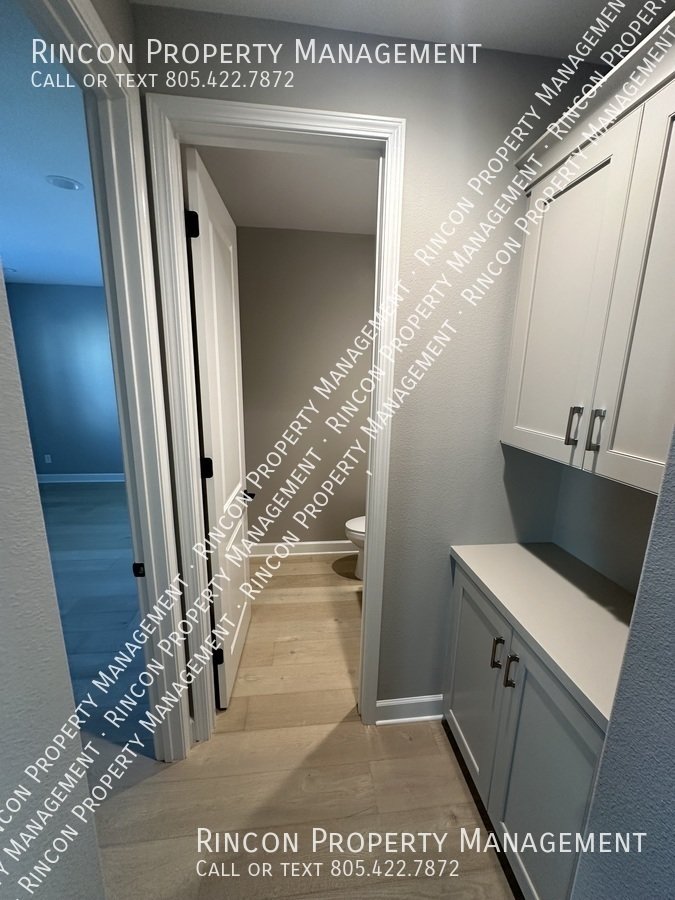 ONE BEDROOM RENTAL with Ensuite Bathroom and Shared Furnished Common Areas in *Del Sol - Ventura* property image