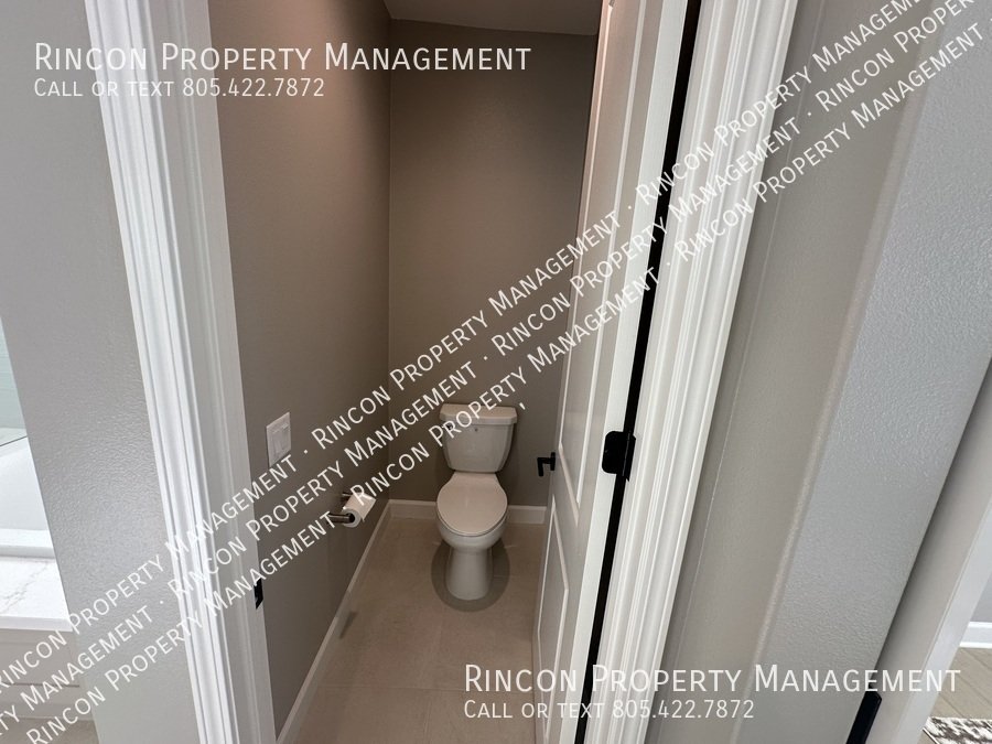 ONE BEDROOM RENTAL with Ensuite Bathroom and Shared Furnished Common Areas in *Del Sol - Ventura* property image