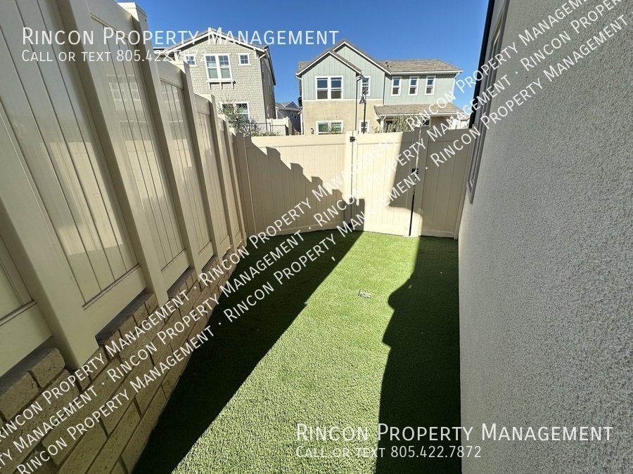 ONE BEDROOM RENTAL with Ensuite Bathroom and Shared Furnished Common Areas in *Del Sol - Ventura* property image