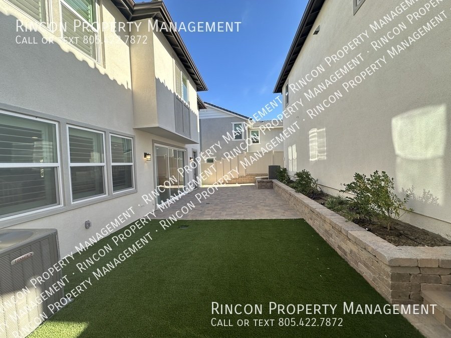 ONE BEDROOM RENTAL with Ensuite Bathroom and Shared Furnished Common Areas in *Del Sol - Ventura* property image