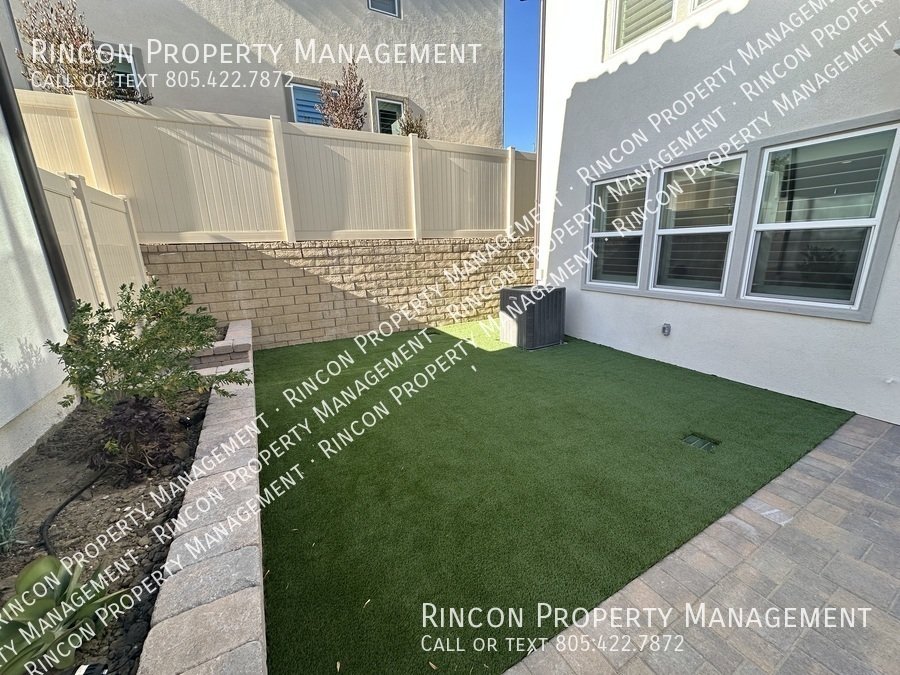 ONE BEDROOM RENTAL with Ensuite Bathroom and Shared Furnished Common Areas in *Del Sol - Ventura* property image