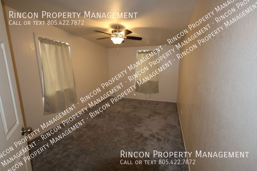 Charming 2-Bedroom Home in Seaside Community – Port Hueneme property image