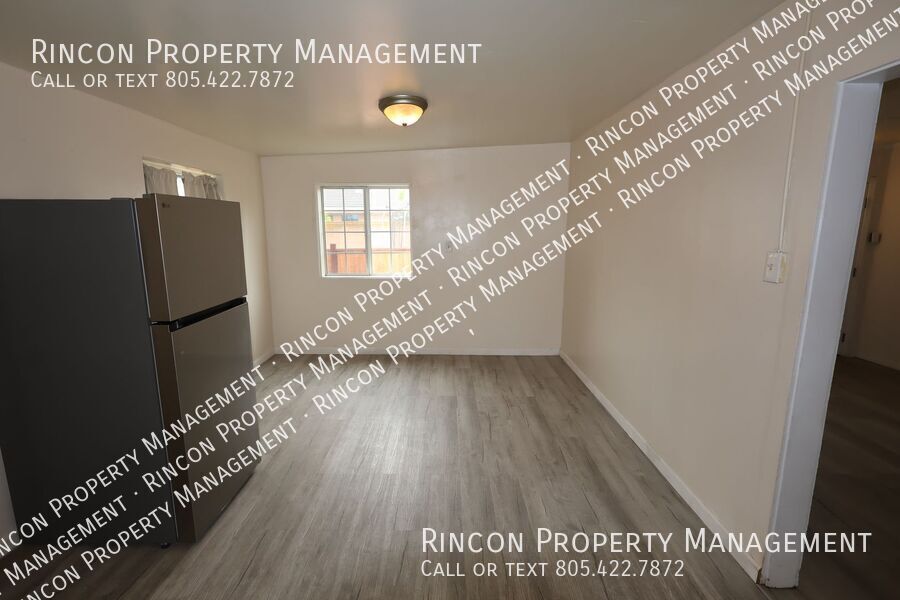 Charming 2-Bedroom Home in Seaside Community – Port Hueneme property image