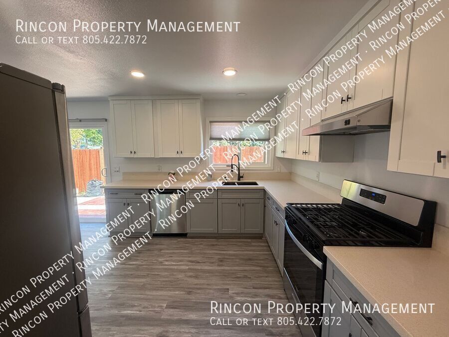 *Ventura East* Corner Lot, 3 Bedrooms/2 Baths property image