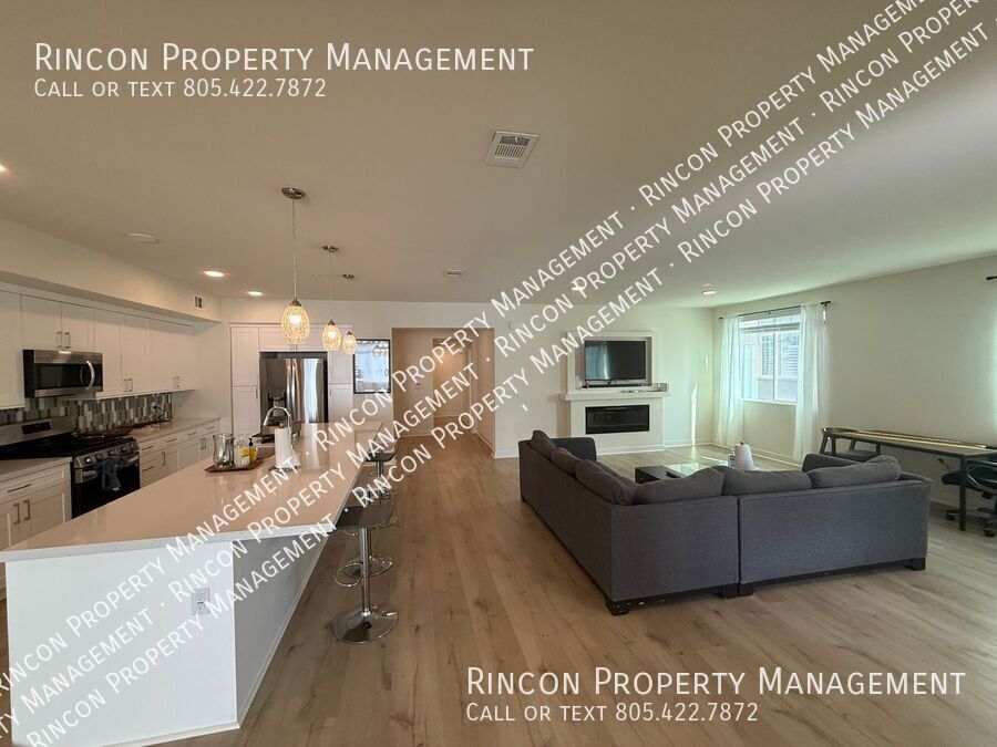 **Spacious Single-Level Wagon Wheel Condo** — Modern 3 Bedroom Retreat property image