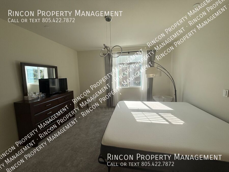 **Spacious Single-Level Wagon Wheel Condo** — Modern 3 Bedroom Retreat property image