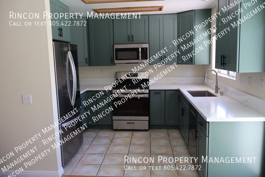 Freshly Updated East Ventura Home *Country Grove* 4 Bedrooms/2.5 Baths property image