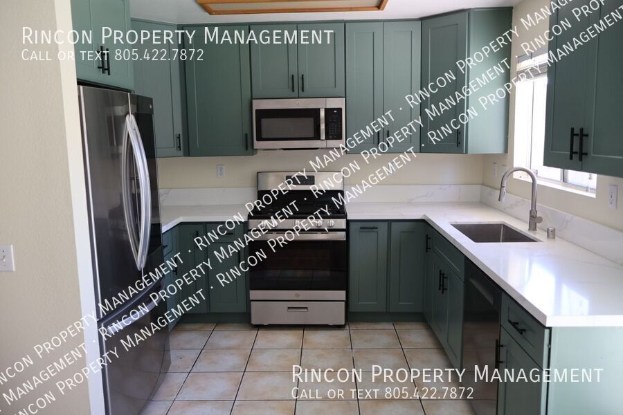 Freshly Updated East Ventura Home *Country Grove* 4 Bedrooms/2.5 Baths property image