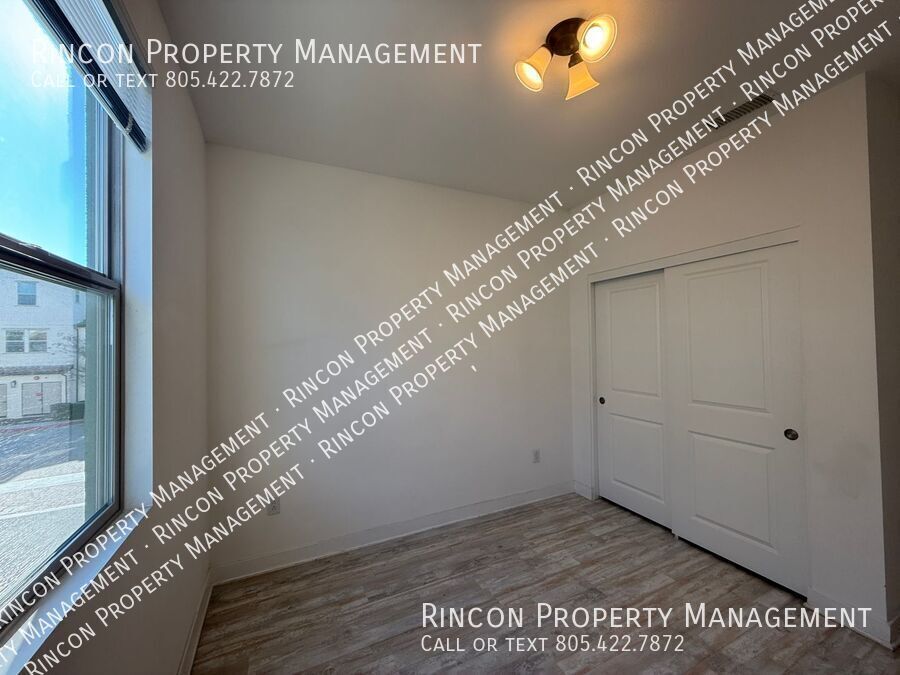 **The Oaks Collection** Solar Powered Townhome, 3 Bedrooms/3 Baths property image