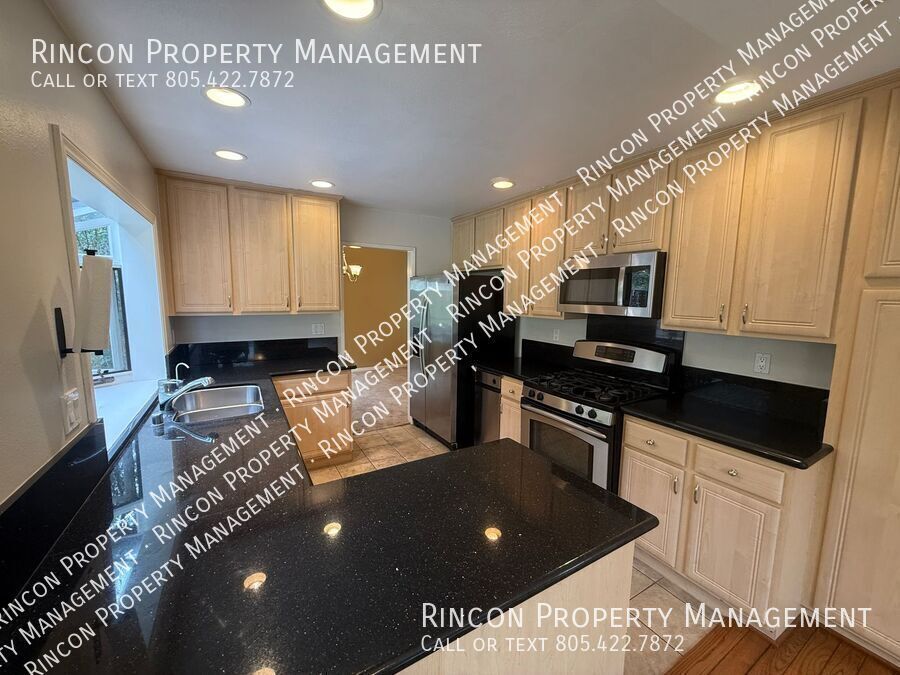 Spacious 4 Bedroom, 3 Bathroom Home Camarillo *Appliances Included* property image