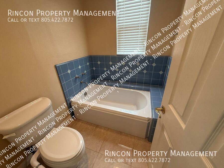 Spacious 4 Bedroom, 3 Bathroom Home Camarillo *Appliances Included* property image