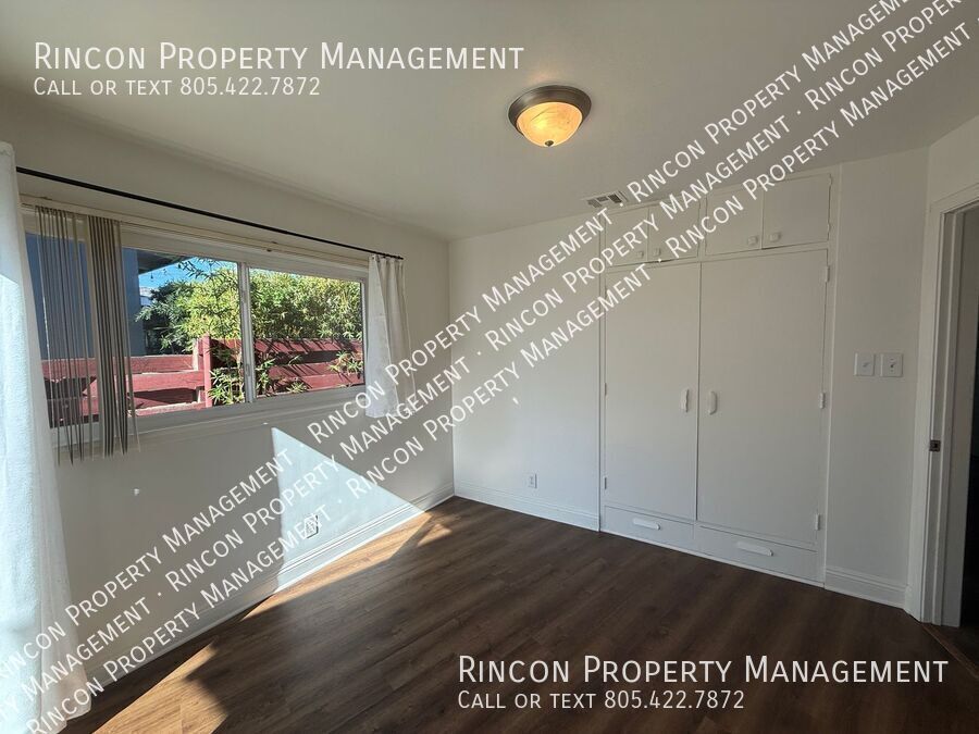 ****3 Bedroom, 2.5 Bedroom Home in Ventura*** Available Now! property image