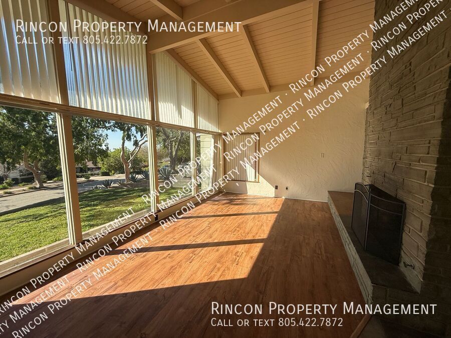 ****3 Bedroom, 2.5 Bedroom Home in Ventura*** Available Now! property image