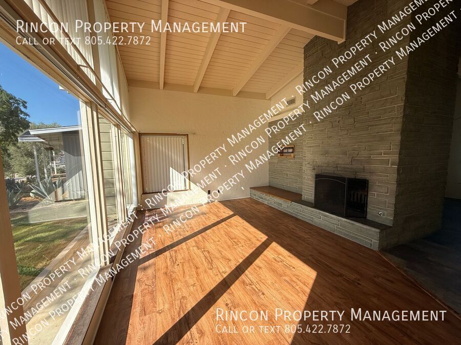 ****3 Bedroom, 2.5 Bedroom Home in Ventura*** Available Now! property image