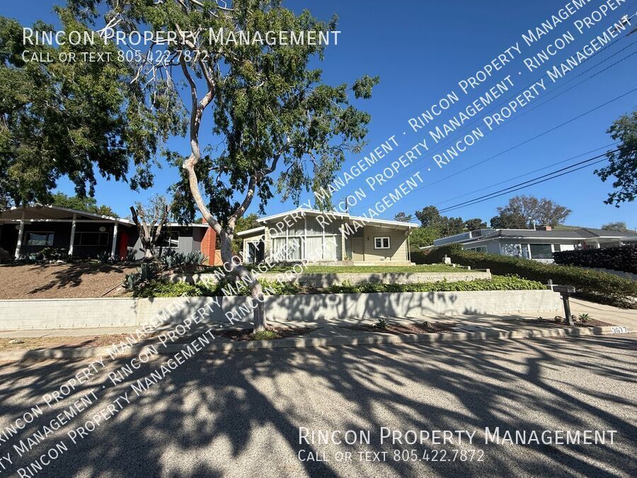 ****3 Bedroom, 2.5 Bedroom Home in Ventura*** Available Now! property image