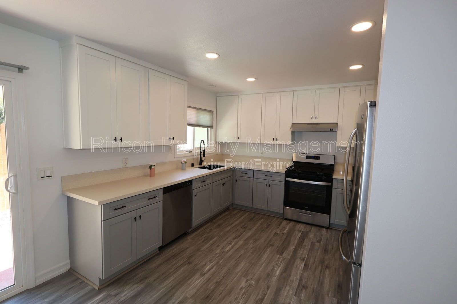 *Ventura East* Corner Lot, 3 Bedrooms/2 Baths property image