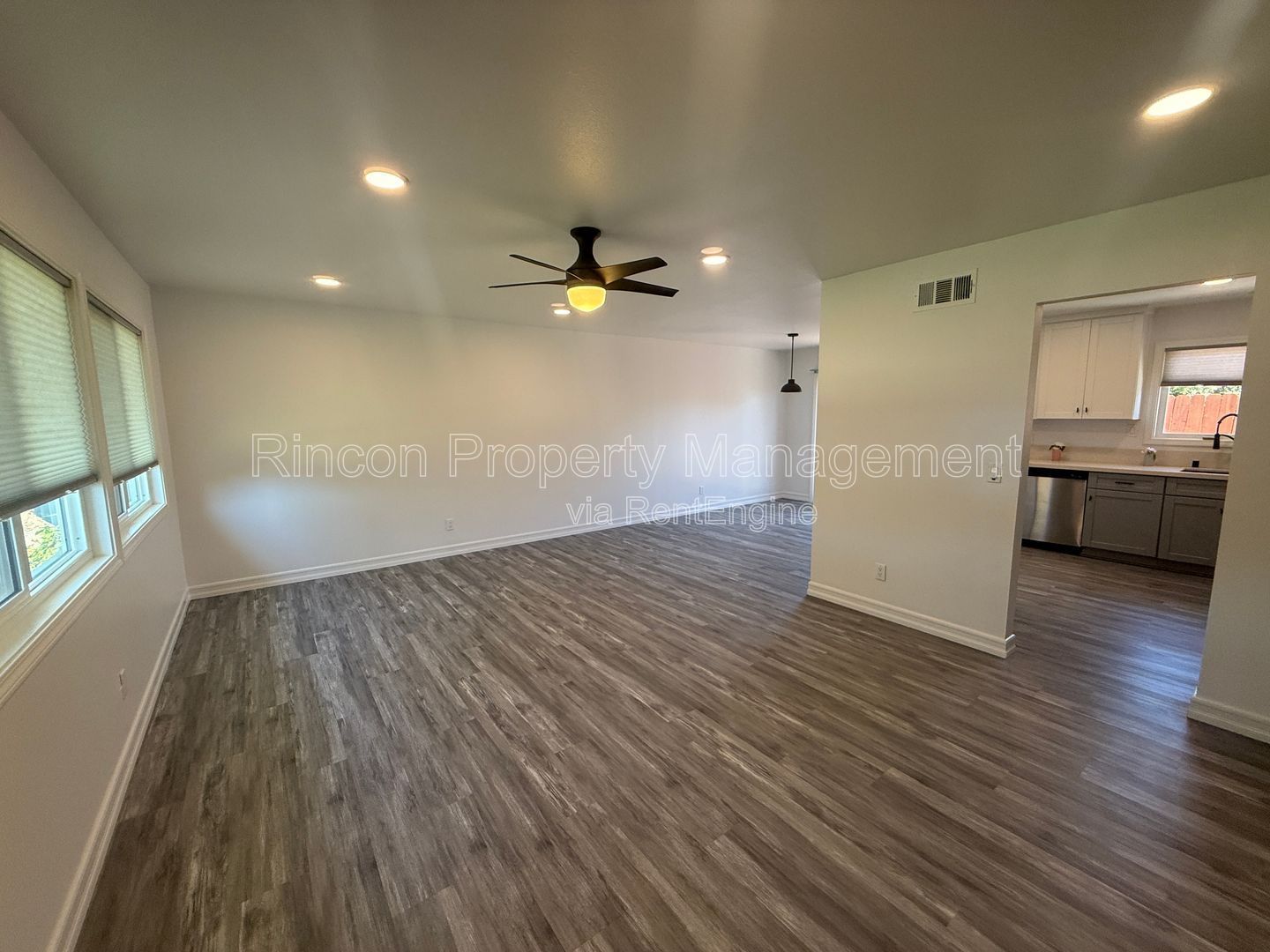 *Ventura East* Corner Lot, 3 Bedrooms/2 Baths property image