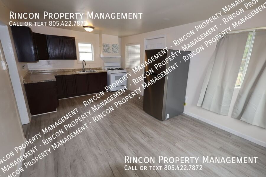 Charming 2-Bedroom Home in Seaside Community – Port Hueneme property image