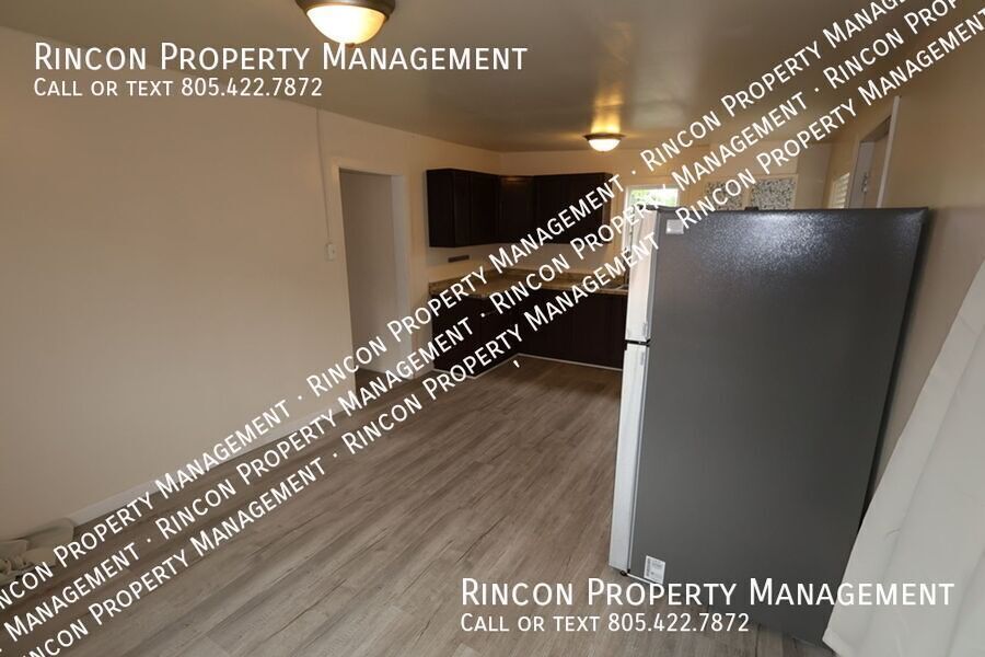 Charming 2-Bedroom Home in Seaside Community – Port Hueneme property image