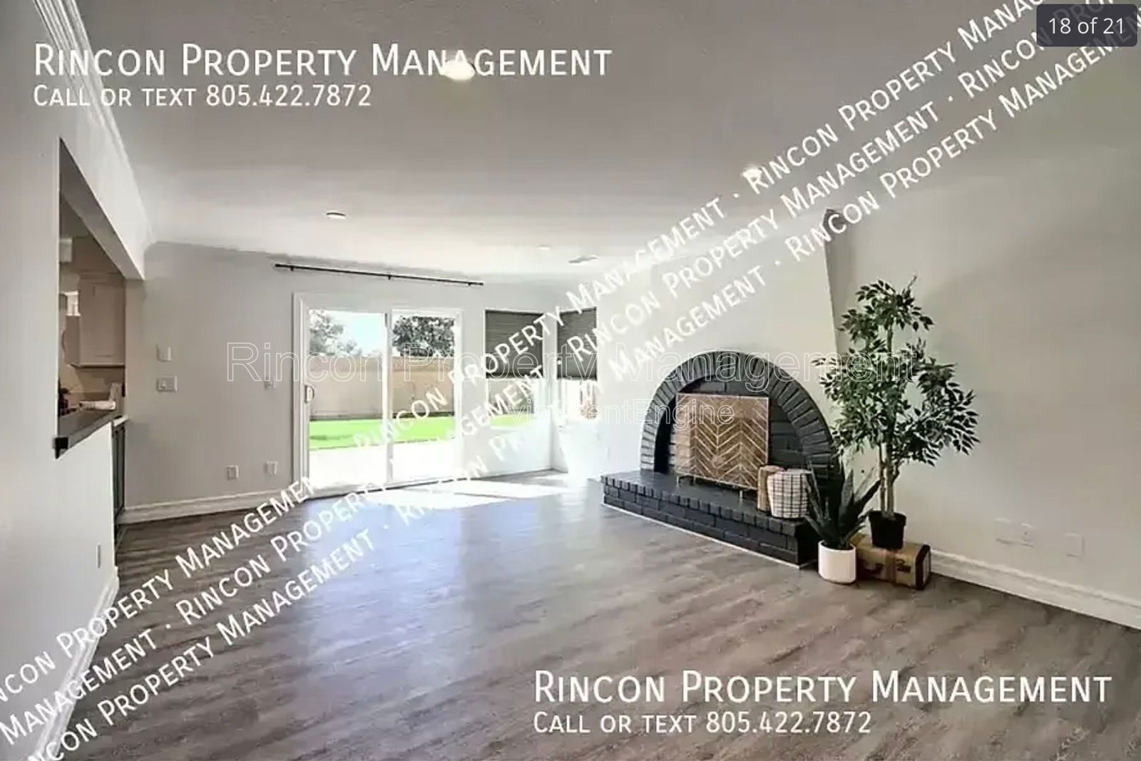 Spacious Ventura Home with 6 Bedrooms, Expansive Backyard & Fireplace property image