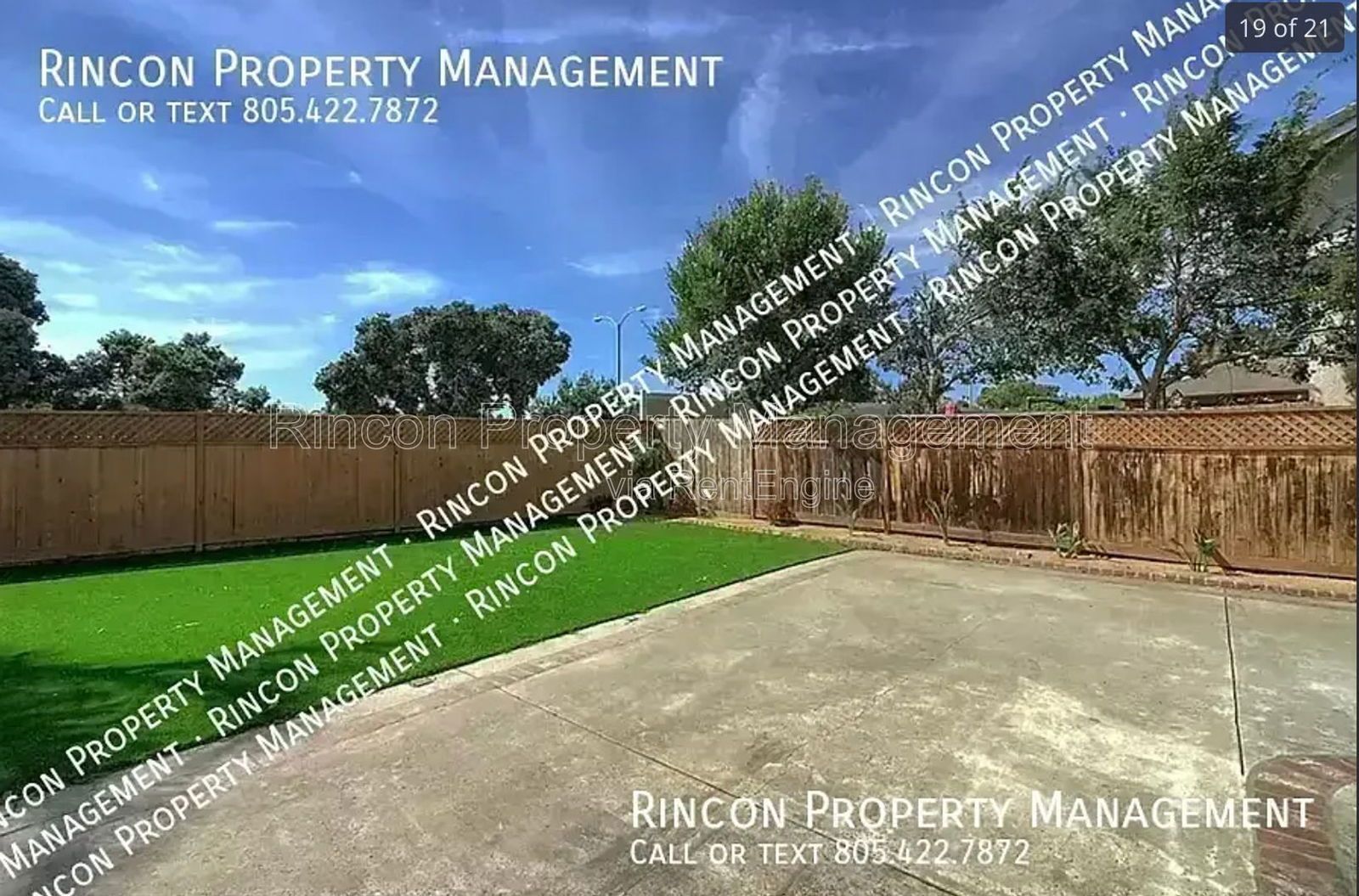 Spacious Ventura Home with 6 Bedrooms, Expansive Backyard & Fireplace property image