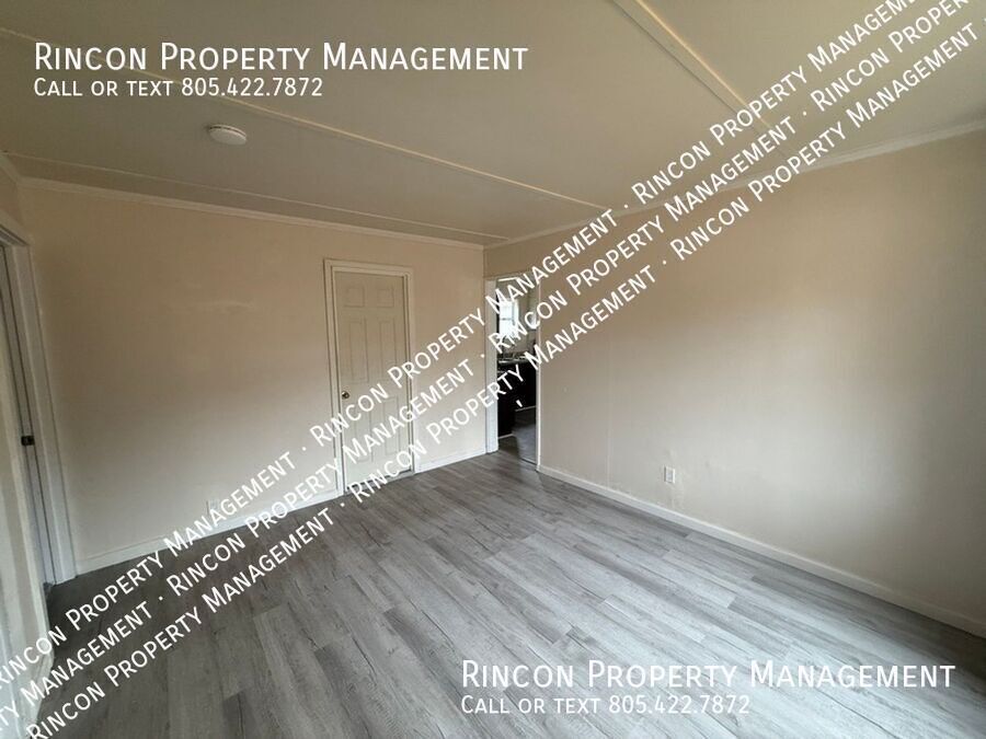 Charming 2-Bedroom Home in Seaside Community – Port Hueneme property image