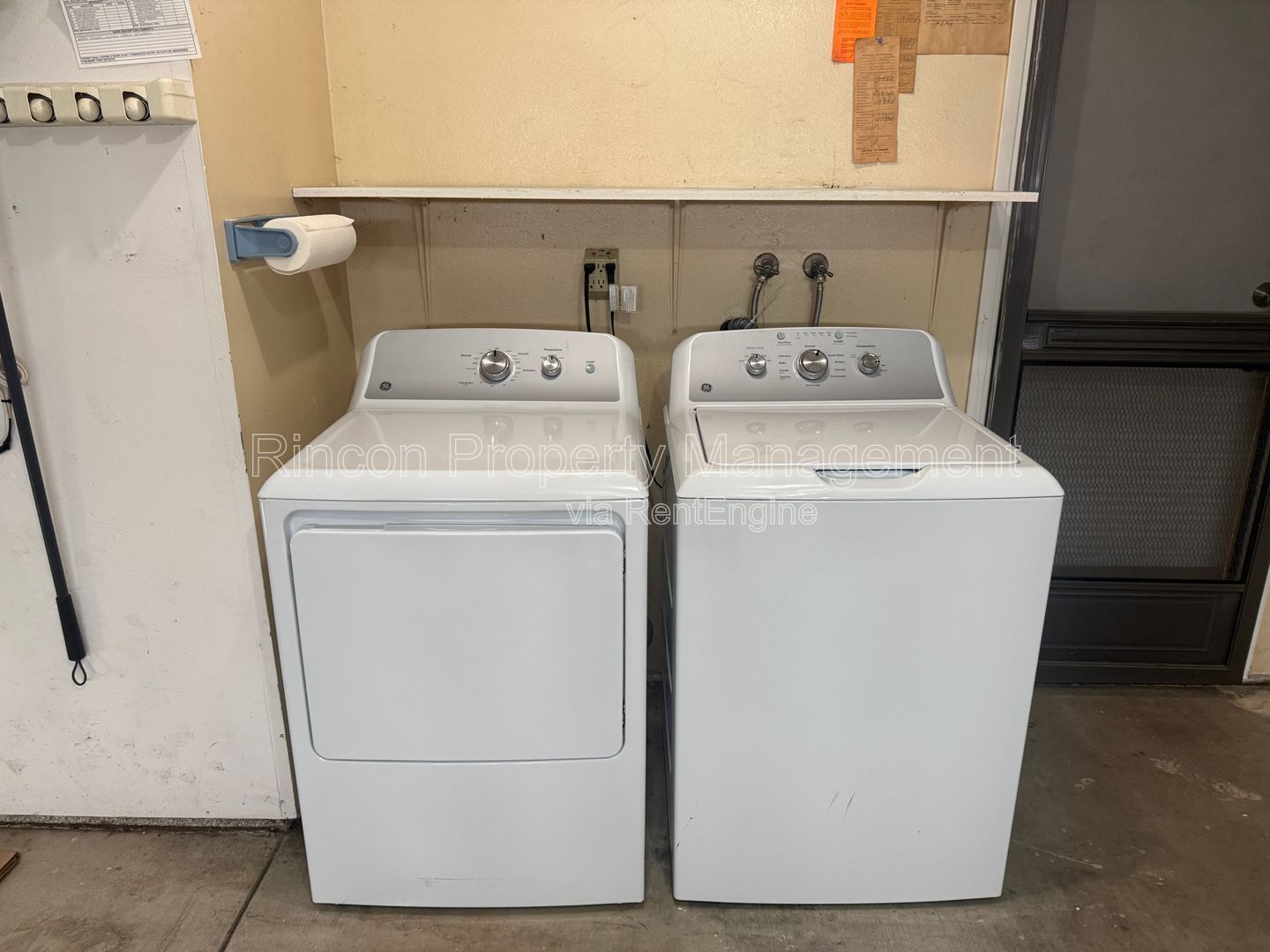 Spacious 4 Bedroom, 3 Bathroom Home Camarillo *Appliances Included* property image