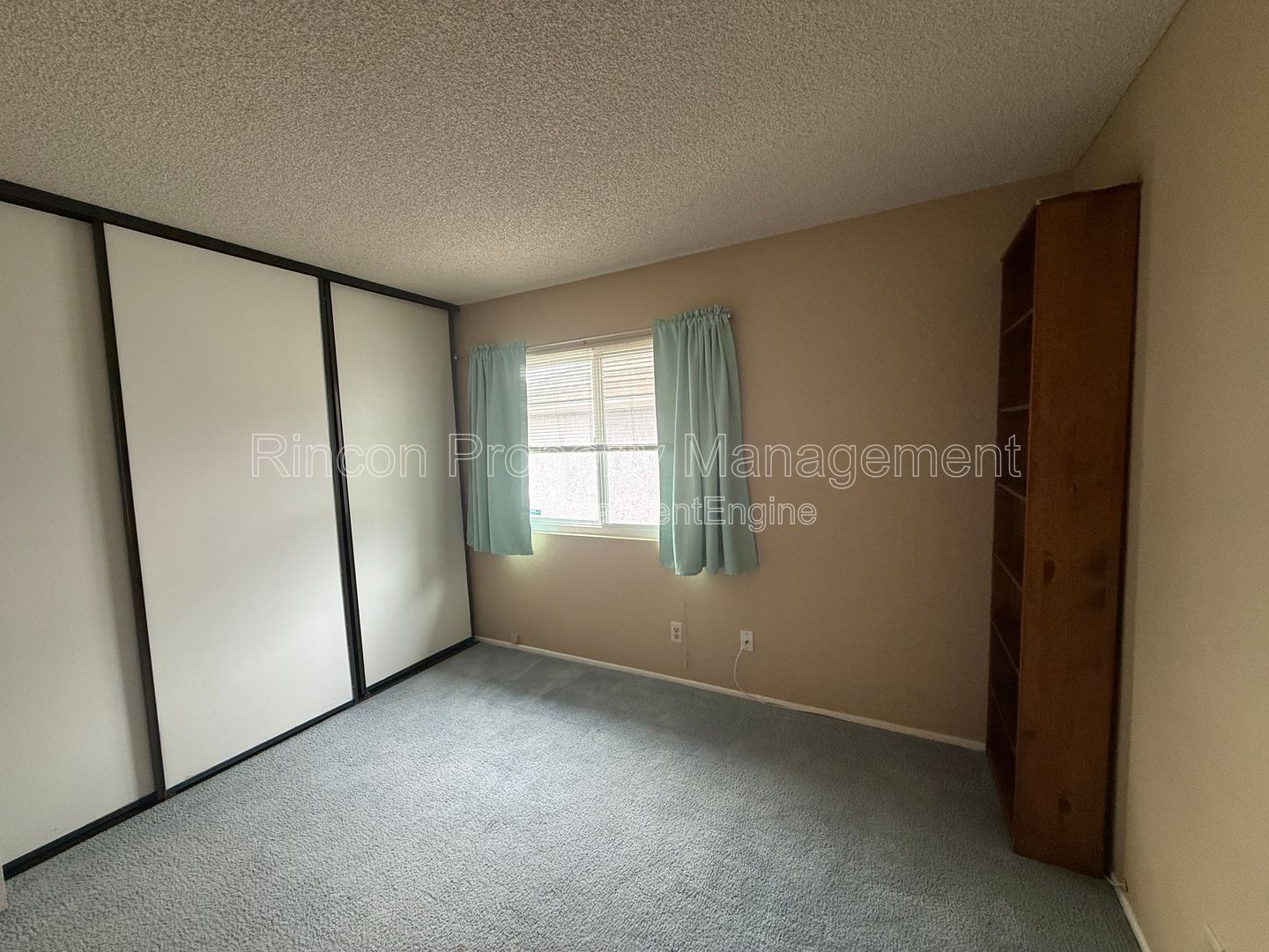 Spacious 4 Bedroom, 3 Bathroom Home Camarillo *Appliances Included* property image