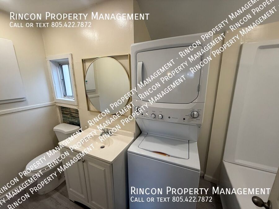 Charming 2-Bedroom Home in Seaside Community – Port Hueneme property image