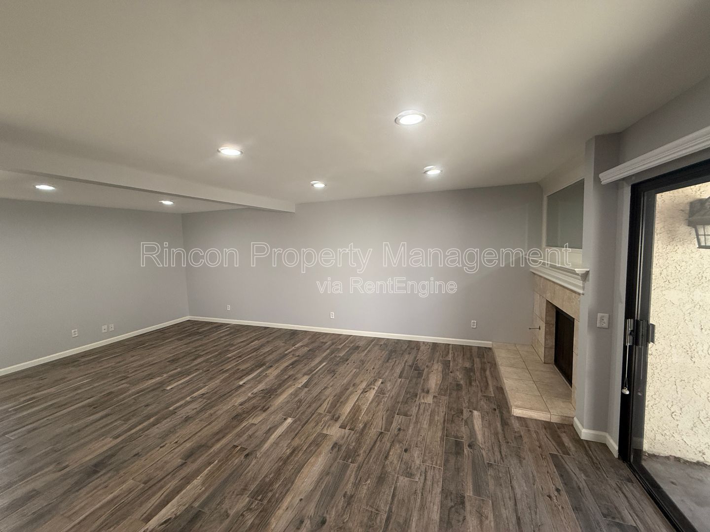 ***Priced to go - 3 Bed Home in Thousand Oaks, Won't last!*** property image