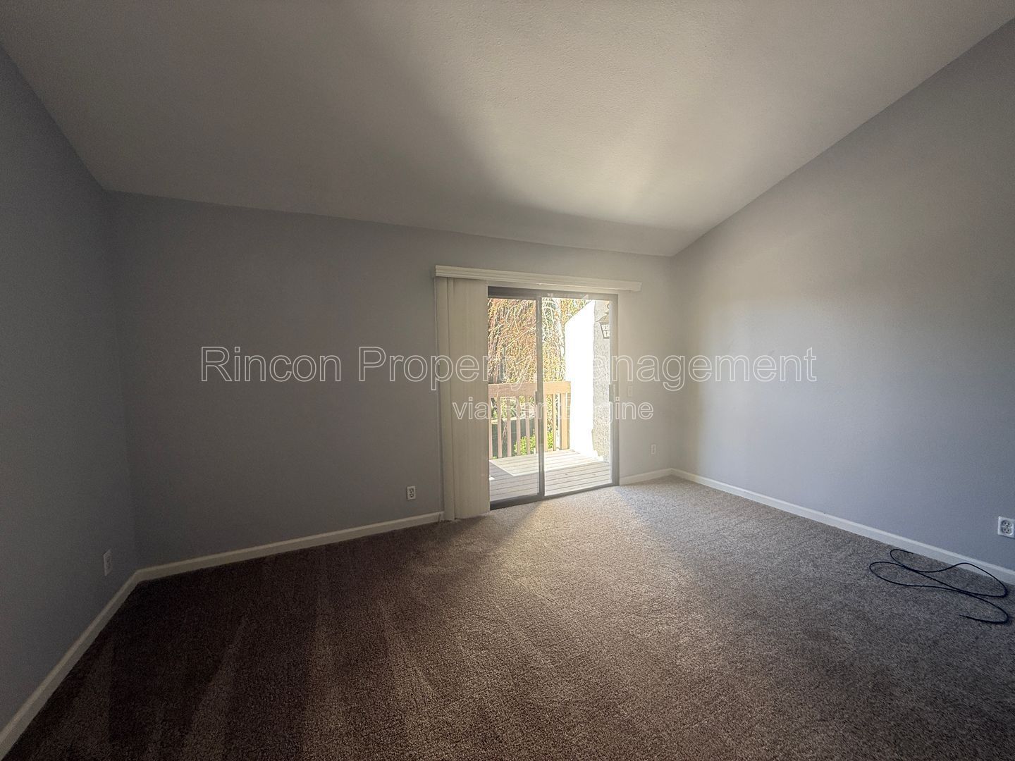 ***Priced to go - 3 Bed Home in Thousand Oaks, Won't last!*** property image