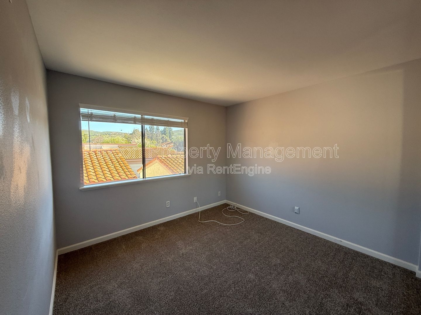 ***Priced to go - 3 Bed Home in Thousand Oaks, Won't last!*** property image