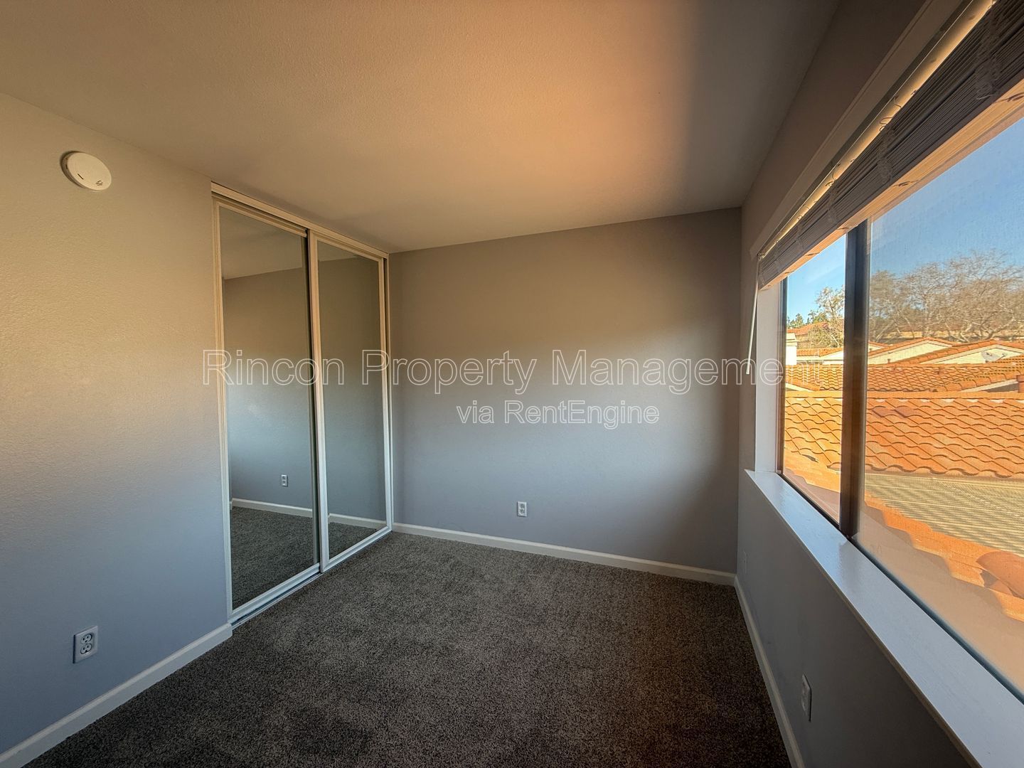 ***Priced to go - 3 Bed Home in Thousand Oaks, Won't last!*** property image